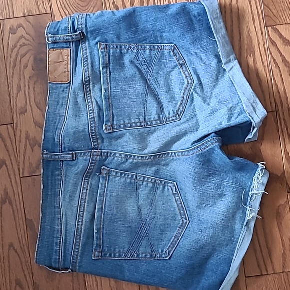 Aeropostale midi shorts size 8 - Picture 4 of 6